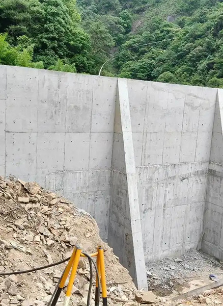 黄山祁门县重力式挡土墙